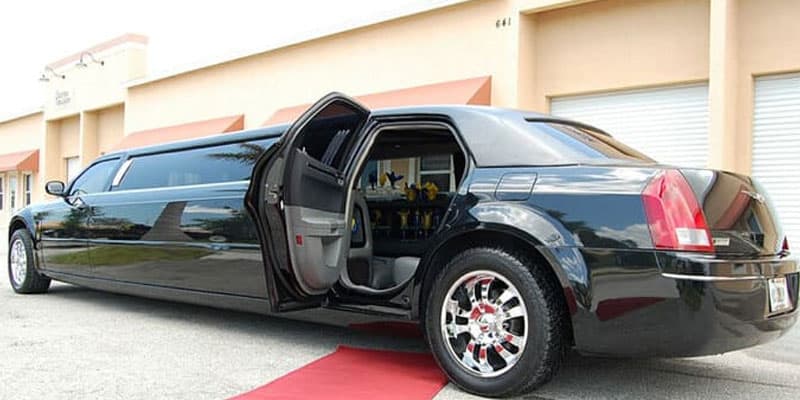 Francklin Limo & Limo Service in Waltham, MA